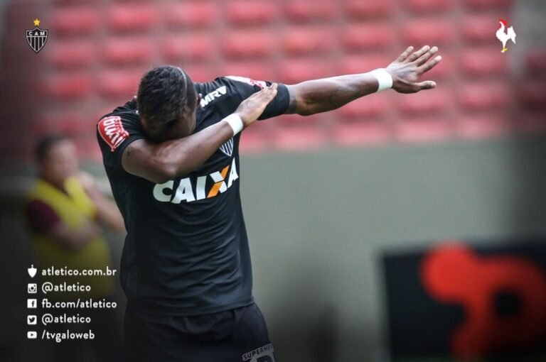 Galo perde de virada e não alcança mais o G-3