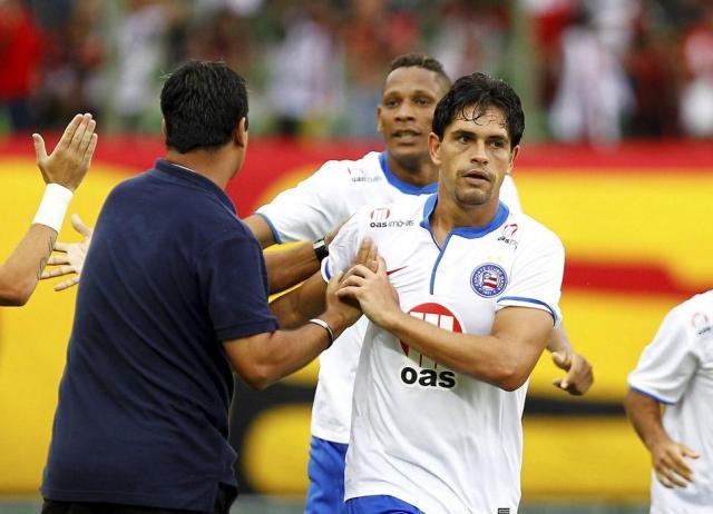 Altos e Baixos: Fahel entre gols e falhas