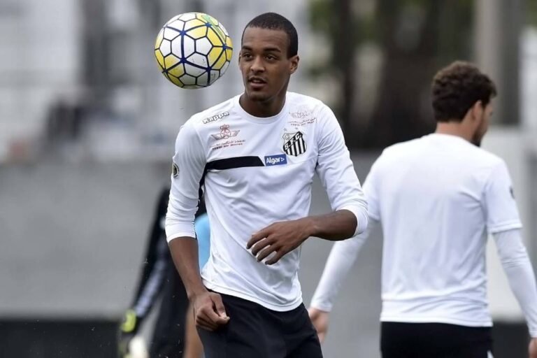 Luiz Felipe só joga pelo Santos em 2017
