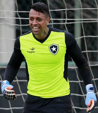 Botafogo acerta últimos detalhes com Sidão