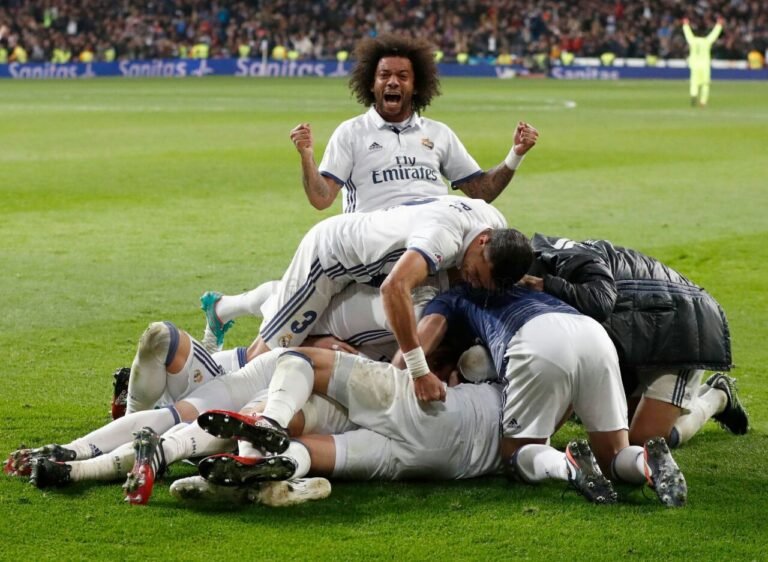 Real Madrid ganha de virada e bate recorde de invencibilidade