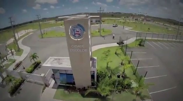 Bahia faz acordo e terá Cidade Tricolor e Fazendão em 2017
