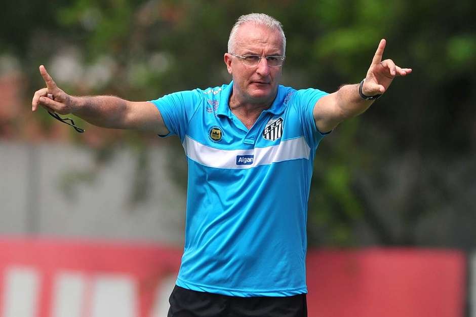 Dorival começa “desenhar” o Santos de 2017