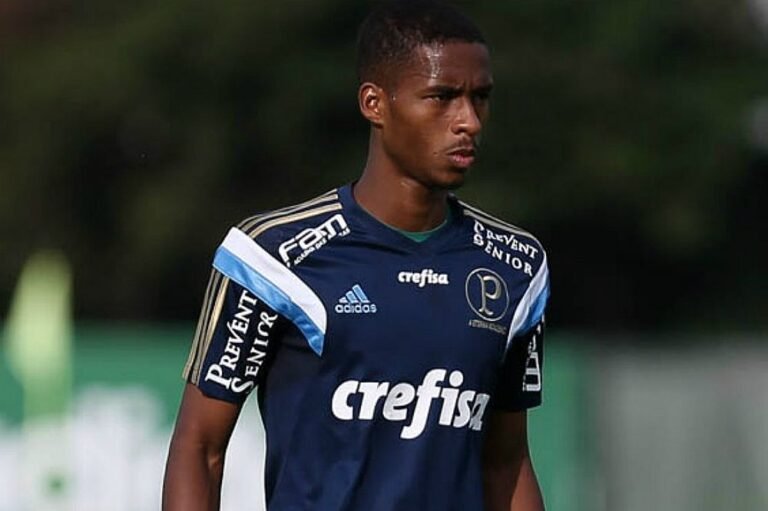 Bahia e Fluminense disputam Matheus Sales do Palmeiras