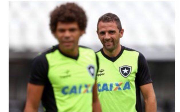 Hoje é dia de GUERRA!