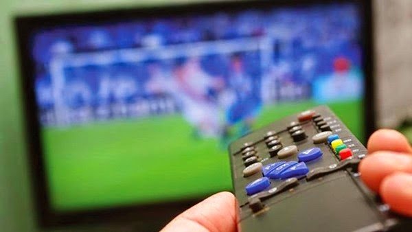 Futebol ainda refém da TV