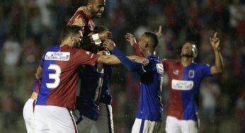 Vitória, Liderança e 100%