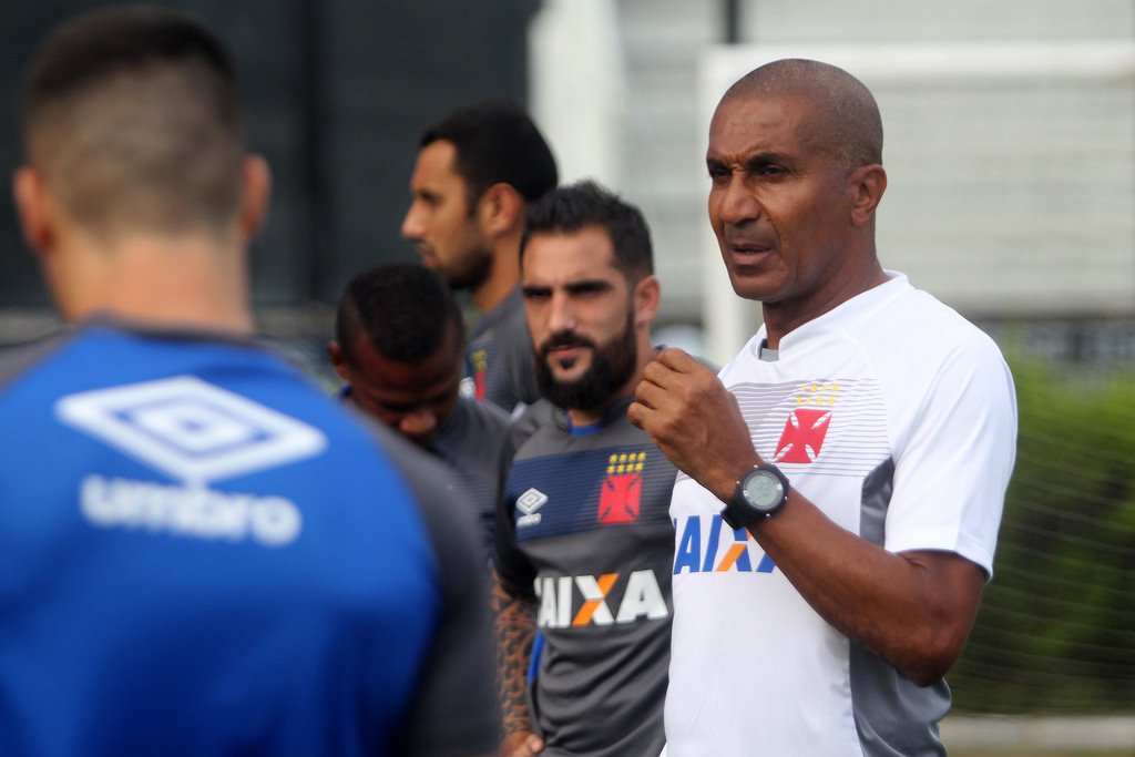 Análise: Não é só Cristovão, o buraco é mais fundo do que se pensa.
