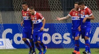 Na volta da Fonte Nova, Bahia bate Altos e se aproxima da classificação