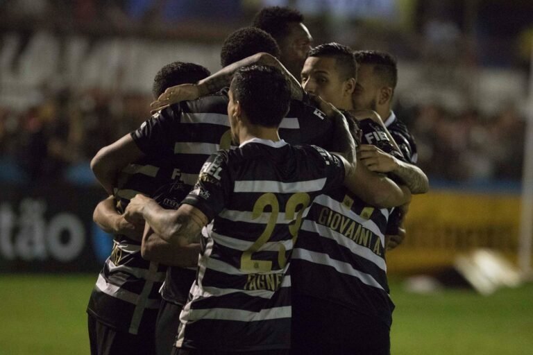 ‘Maloqueiro e sofredor’ levado ao pé da letra