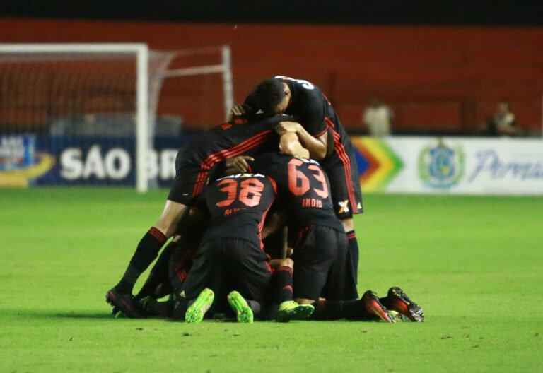 Com Sub-20 em campo, Sport fica no empate com o Salgueiro pelo Pernambucano