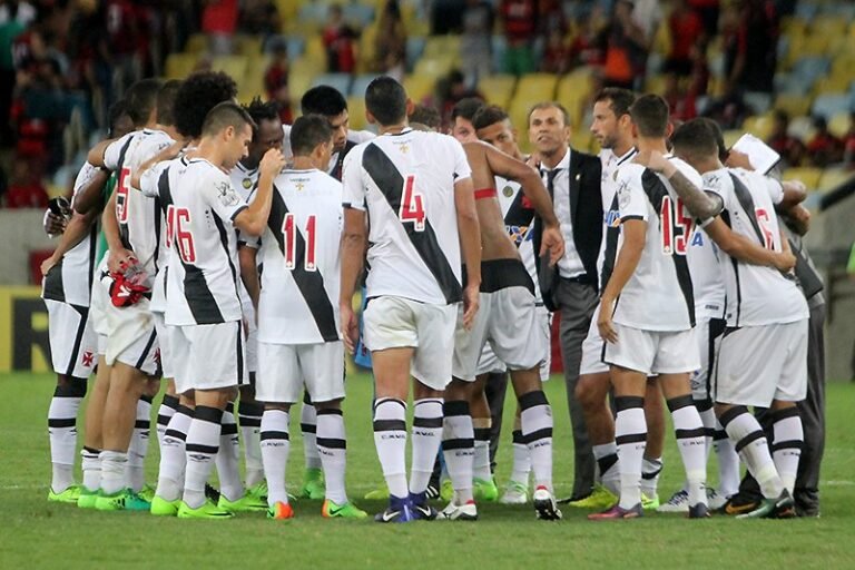 Vasco encara o Fluminense em busca da sua quarta final consecutiva do Campeonato Carioca