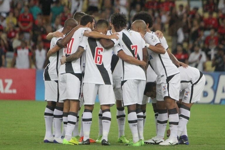 Vasco enfrenta o Botafogo na final da Taça Rio