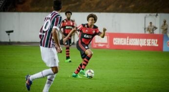 CABELEIRA SALVADORA DE ARÃO