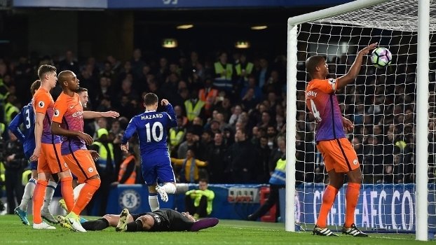 Em um dos piores jogos na temporada, City perde para o líder Chelsea em Stamford Bridge