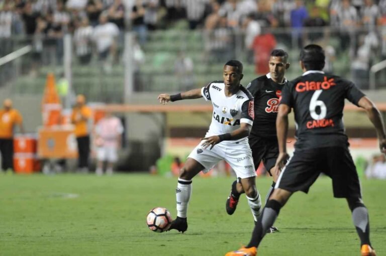 Galo vence e agora é líder