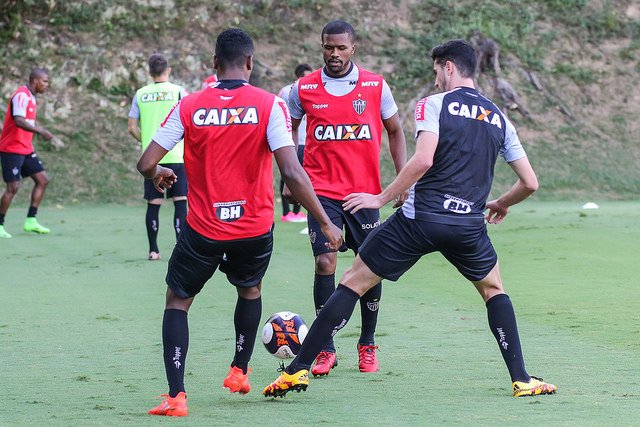 Em busca da vaga pra semifinal do Mineiro