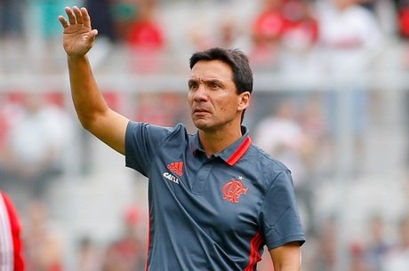 Zé Ricardo, técnico  do Flamengo, comenta sobre volta de Ederson ao time