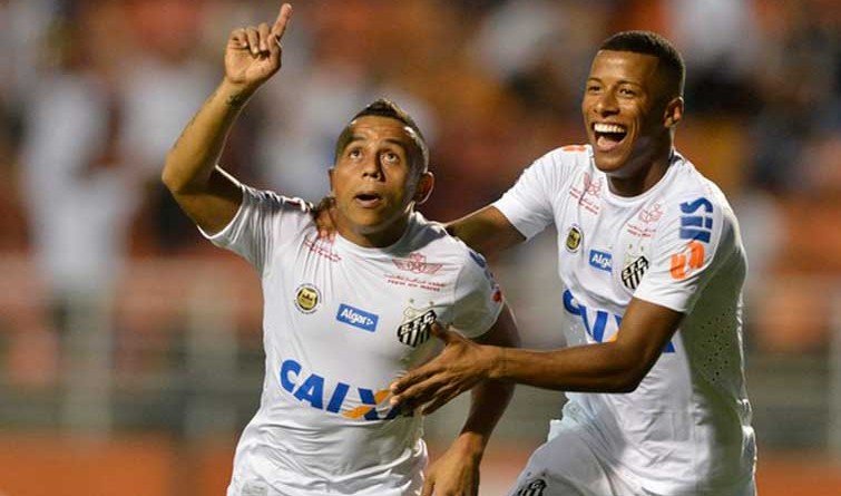 Dupla gringa contra o Sporting Cristal.