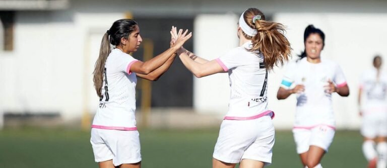 No Paulista, Sereias vencem e continuam na briga pela primeira colocação do grupo.