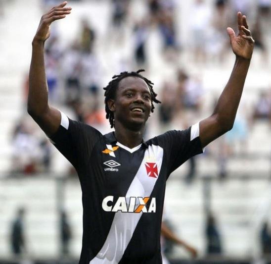 Goiás contrata meia Andrezinho.
