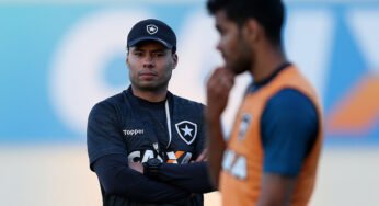 Com Gatito, Botafogo enfrenta o São Paulo