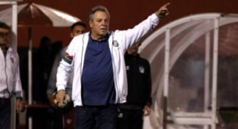 Após empate, Abel Braga se surpreende com vaias no final da partida e diz: ” O torcedor precisa ter mais paciência”