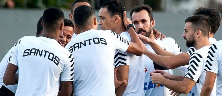 Com Ricardo Oliveira, Santos é relacionado para enfrentar o Flamengo na Copa do Brasil.