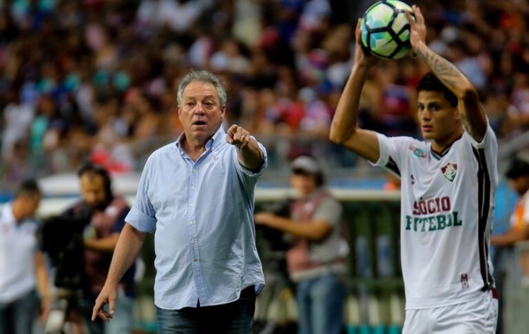 Abel Braga elogia postura do Fluminense em campo, mas lamenta algumas decisões erradas: “Era para matar o jogo”