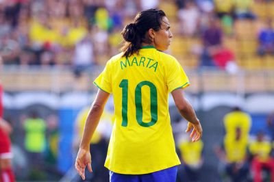 Marta deve retornar ao Santos para a disputa da Libertadores.