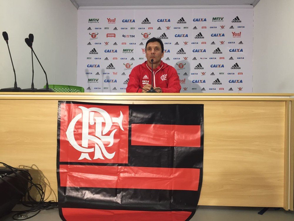 Zé Ricardo comenta sobre a partida e o bom momento da equipe