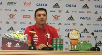 Zé Ricardo muito vaiado, sabe que a pressão é grande