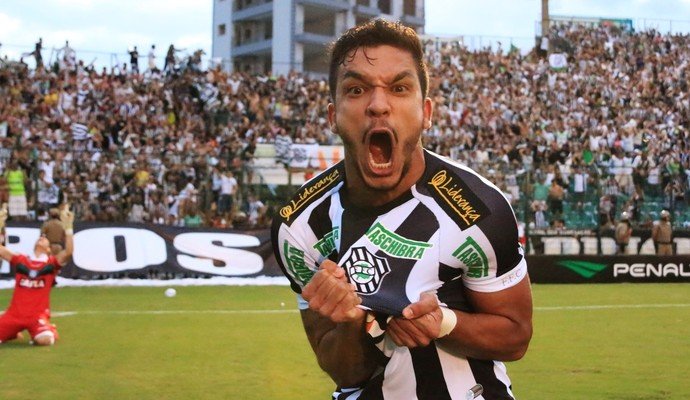 Entrevista com Everton Santos, artilheiro do Pernambucano 2017
