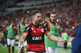 Diego marcou o gol 100 do Flamengo em 2017