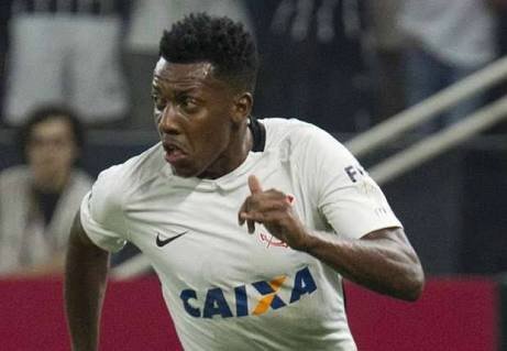 Corinthians enfrentará a Chapecoense com três mudanças no time titular.