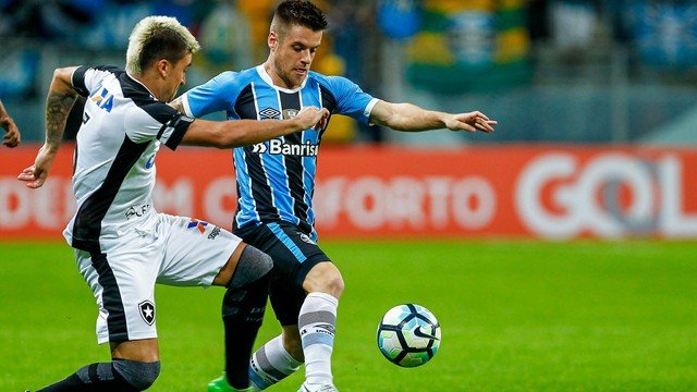 Botafogo e Grêmio se enfrentam em jogo válido pela 20° rodada do Brasileirão.