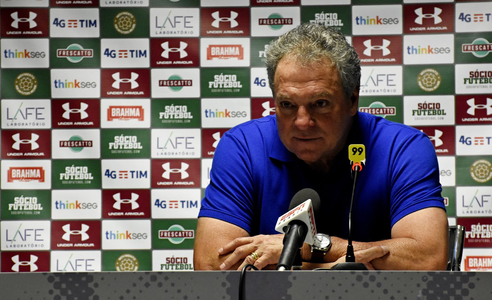 Abel lamenta gols sofridos e diz: “O jogo estava controlado”