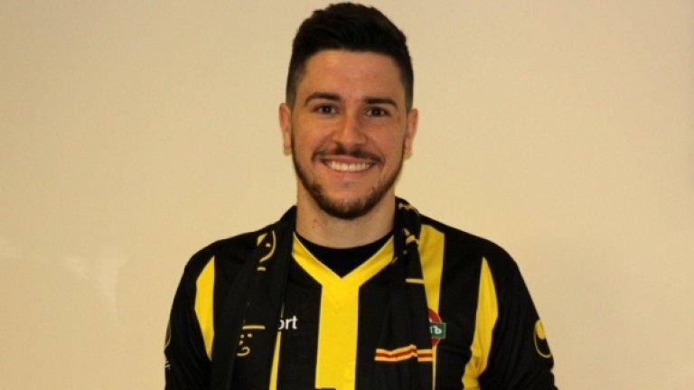 Entrevista com o meia Gustavo Sauer, do Botev Plovdiv, da Bulgária