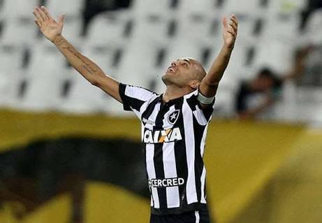 O Botafogo fortalece