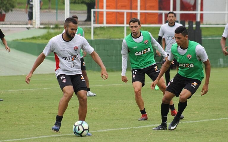 No z4 o Vitória enfrenta o Galo