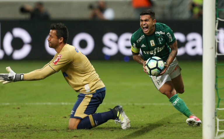 Palmeiras recebe o Cruzeiro buscando consolidar vaga na Libertadores