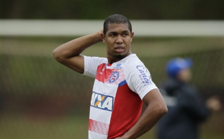 Rodrigão é devolvido ao Santos por indisciplina