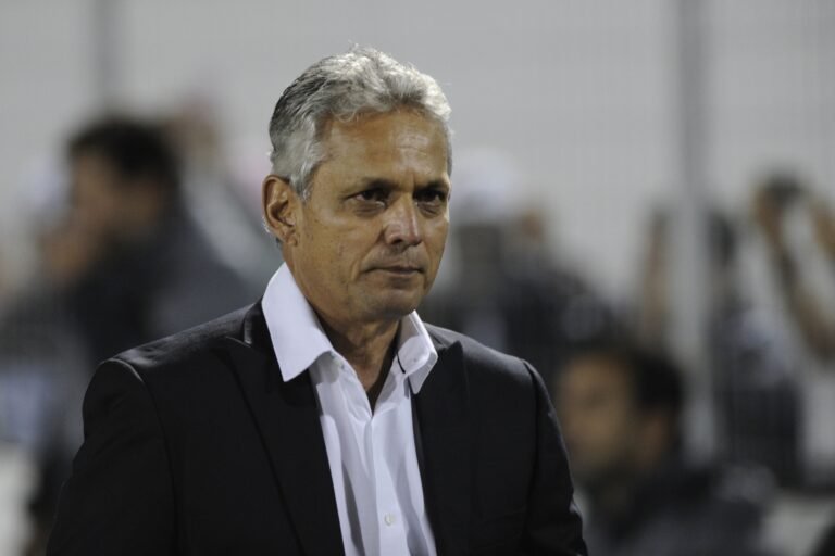Após derrota para a Ponte Preta, Reinaldo Rueda diz: “Temos que melhorar”