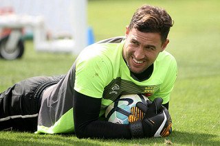 Pré-Jogo Atlético-PR x Vasco: Com Martín Silva de volta ao gol, Vasco tem mais uma chance de entrar de vez no G7.