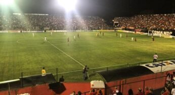 O ABC sufoca no primeiro tempo, mas leva sufoco no segundo e volta derrotado para o RN.