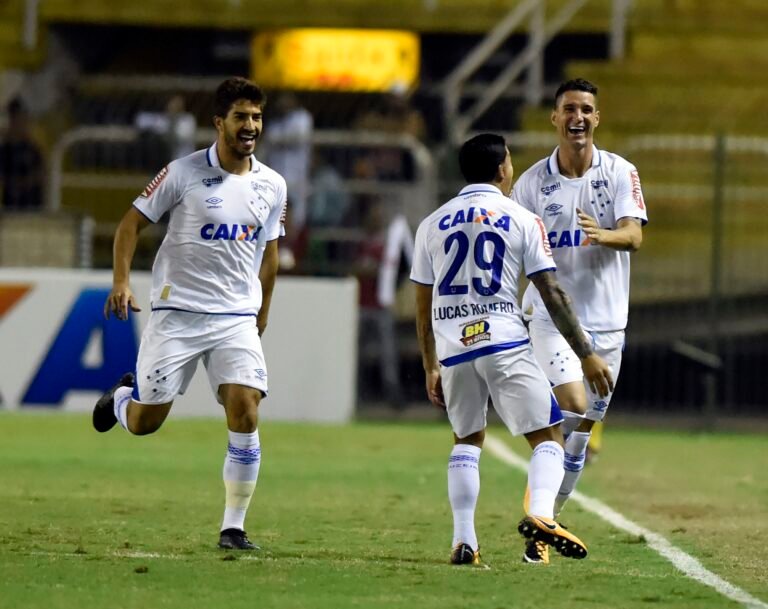Cruzeiro recebe Vasco em despedida do Mineirão em 2017