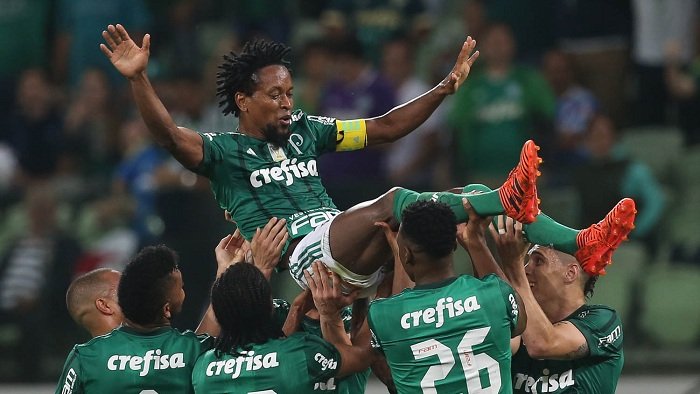 Em despedida de Zé Roberto, Palmeiras leva vitória e assume o 2º lugar.