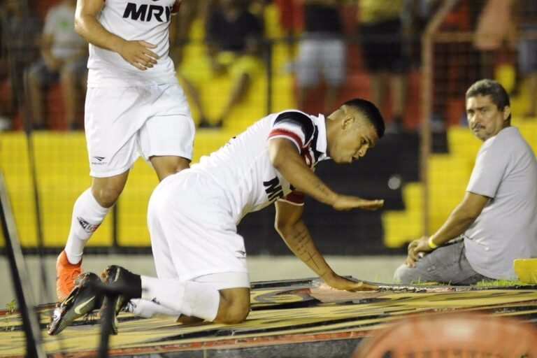 Análise: quem deve permanecer e quem dever sair do Santa Cruz