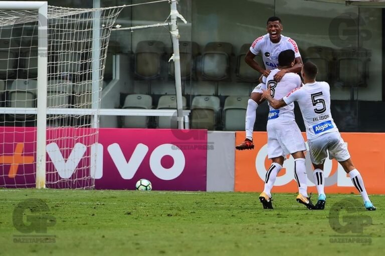 As mudanças mostraram efeito: Santos 3×1 Atlético Mineiro.