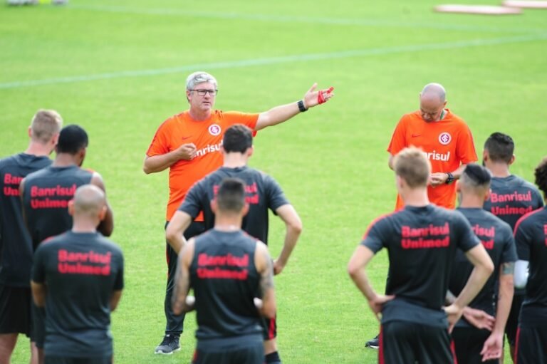 Sem descanso, Internacional corre em busca de uma vitória sobre o Goiás.